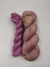 handgefärbtes Noble Merino High Twist Sock Set 120 g - ROSENBLÄTTER  435