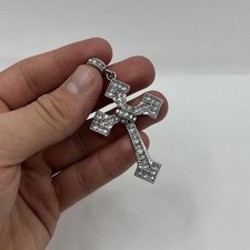 Huge Silver Iced Out Big Cross Cross Cross Design Religious Piece Stainless