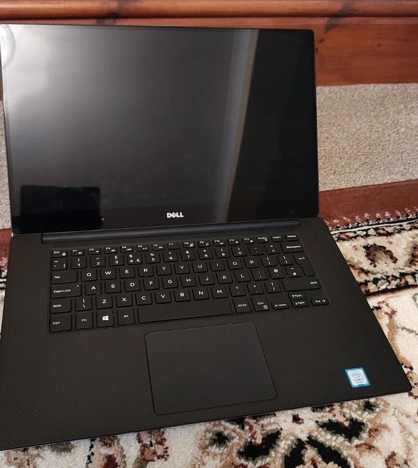 Dell XPS 15" 9560 GTX 1050 I7-7700hq 32gb RAM 512gb SSD Laptop, photo 1 of 5