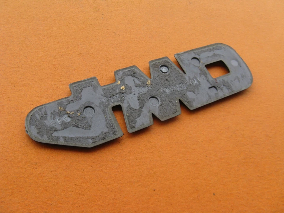 93 94 95 96 97 98 99 00 01 02 HONDA ПАСПОРТ 4WD ЭМБЛЕМА ЛОГОТИП ЗНАЧОК ЗНАК A39747 - Изображение 3 из 3