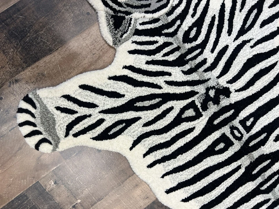 3 X 5 Hand Tufted 100% Wool  Black White Tiger Modern Oriental Area Rug NEW! - Image 4 of 4