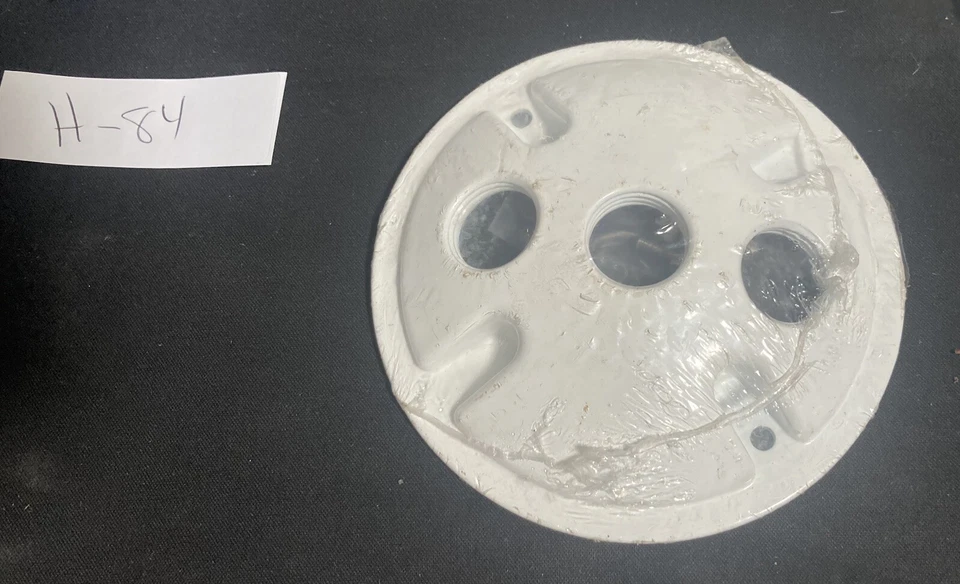 Mulberry Three 1/2 Ips Holes Lamp holder Cover White 30377W See Notes - Image 2 of 4