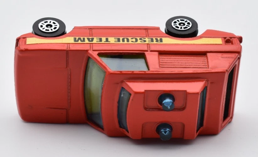 Vintage Corgi Juniors Range Rover Rescue Team Fire. DieCast GT Britain. 1/64 - Image 3 of 4