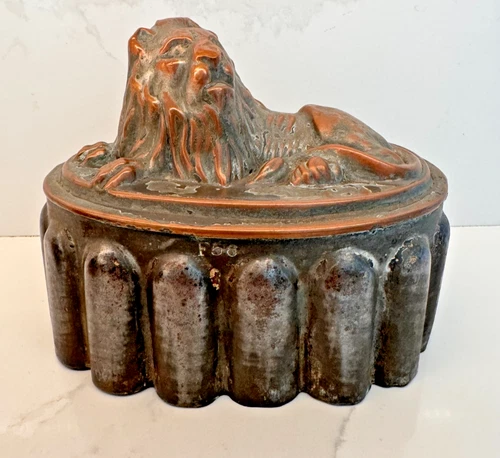 Antique Copper Jelly Mould Recumbent Lion  Victorian  Victorian Kitchenalia - Picture 1 of 6
