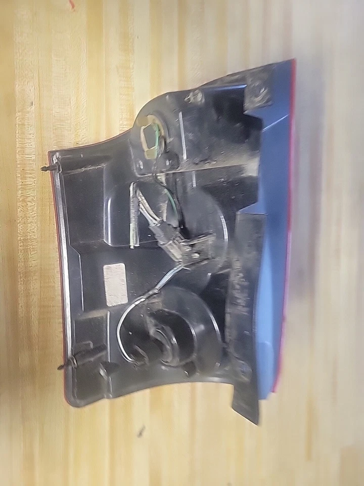 Luz trasera LED izquierda conductor Dodge Caravan 2011-2018 05182535AE OE Foto 2 de 3