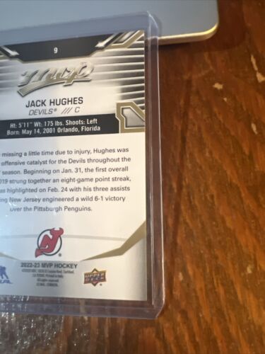 Jack Hughes 2022-23 Upper Deck MVP Gold Script Parallel #9 Devils NM-MT - Bild 5 von 6