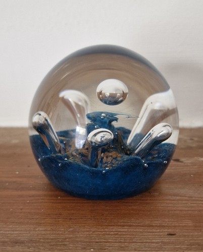 Pisapapeles de vidrio artístico Caithness - Sea Dance J20797 diseño Colin Terris - Imagen 5 de 13