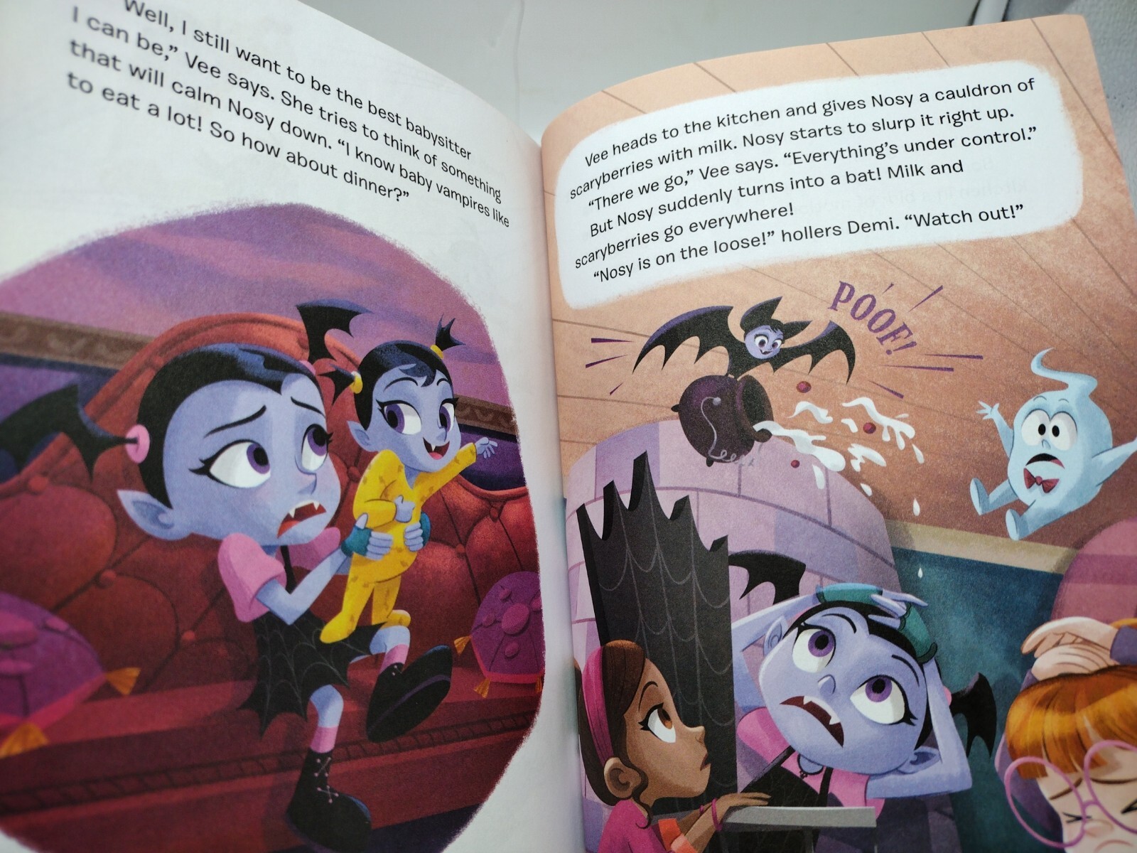 The Littlest Vampire (Disney Junior Vampirina) (Little Golden Book ...