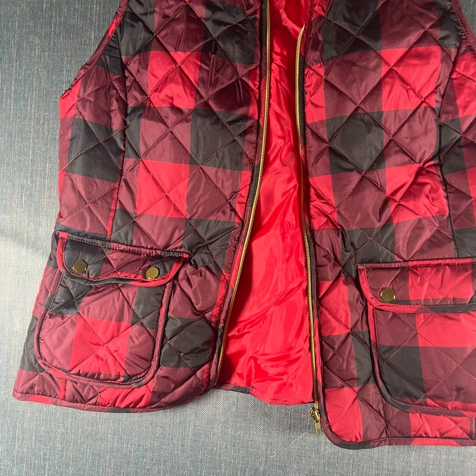 St Johns Bay Womens Quilted Vest Red Black Sleeveless Full Zip Size L Polyester - Image 3 of 4