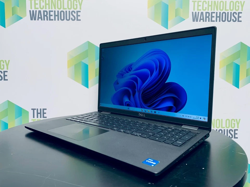 Dell Latitude 3520 · i5-1135G7 · 32GB · 512GB, photo 3 of 5