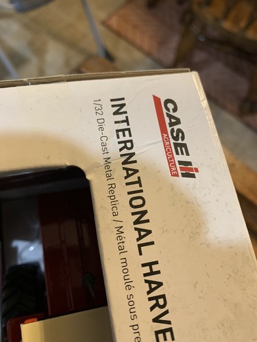 ERTL 1/32 International Harvester 4586 4WD Tractor. NIB - Picture 6 of 7