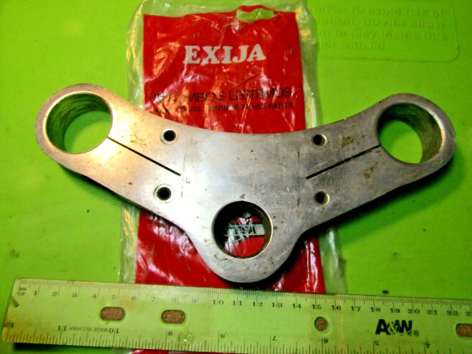 Montesa Cappra 250 MX Triple Tree Bottom Brace p/n 63.30.003.1 1971-1972 # 2 - Imagem 2 de 4