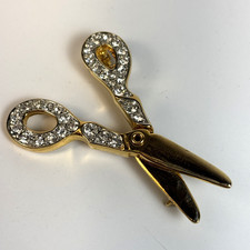 Brooch Scissors Sewing Charms Gold Tone Intricate Details Rhinestone Articulated