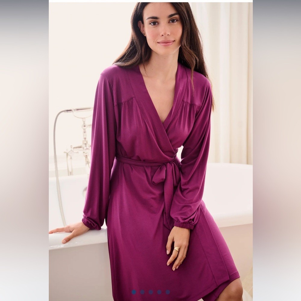 LAKE Pajamas Size Small DreamModal Attached Belt Amaranth Plum Robe Purple