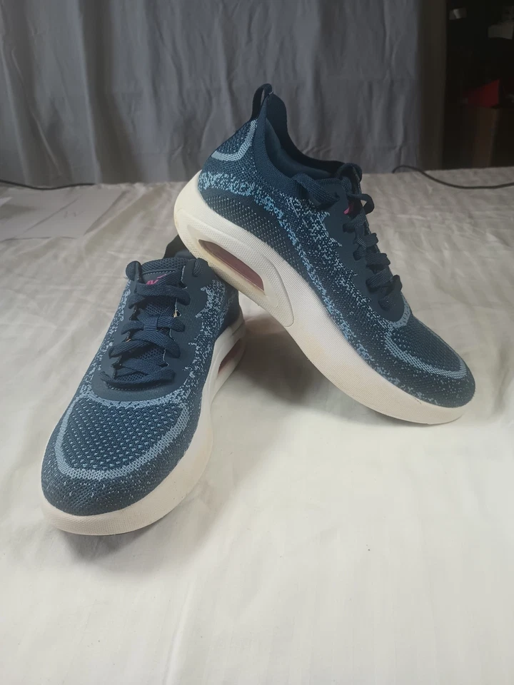 Avia Women's Blue Lace Up Tennis Shoes Size 8.5 - Image 2 of 4