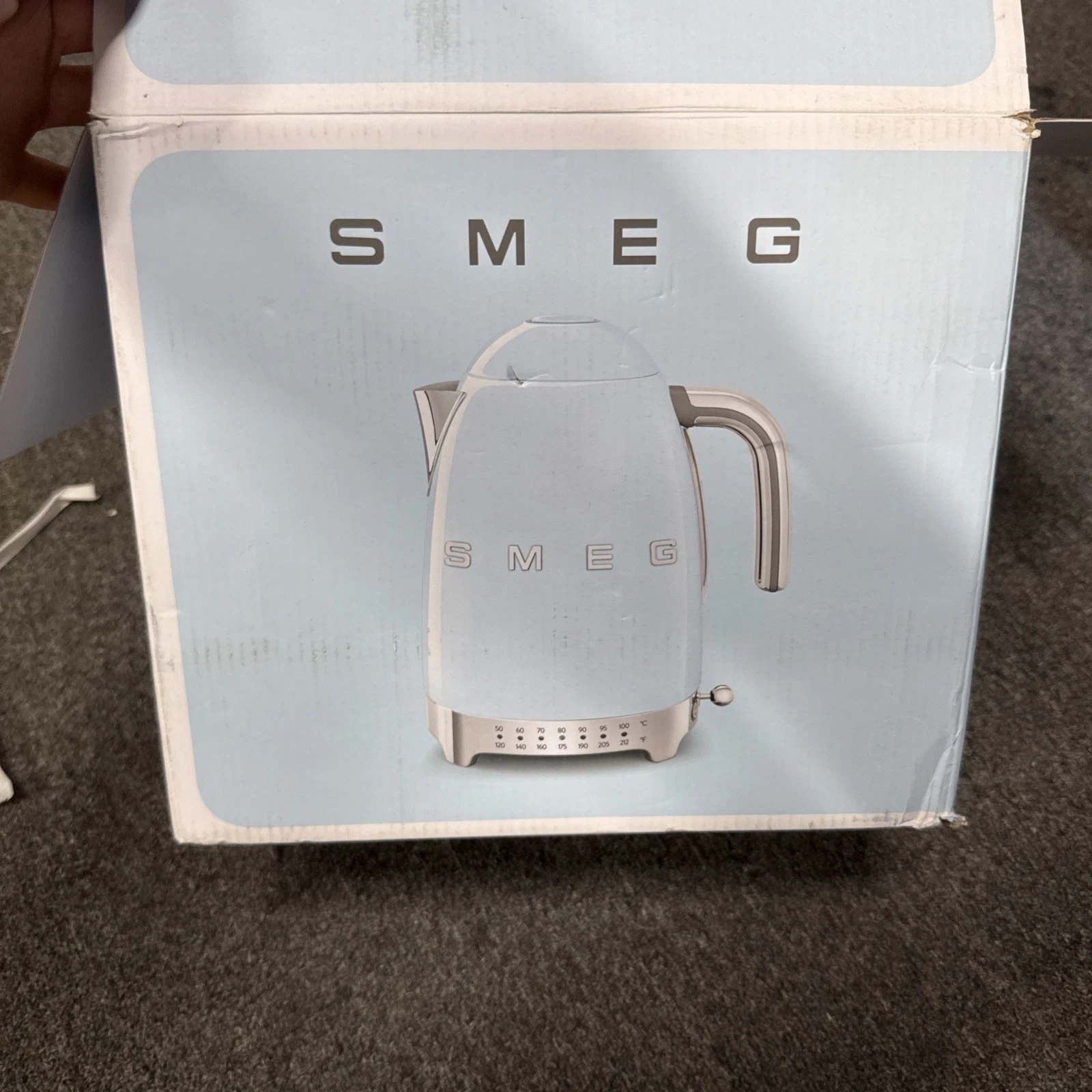 SMEG Retro 7 Cup Electric Kettle - Gold