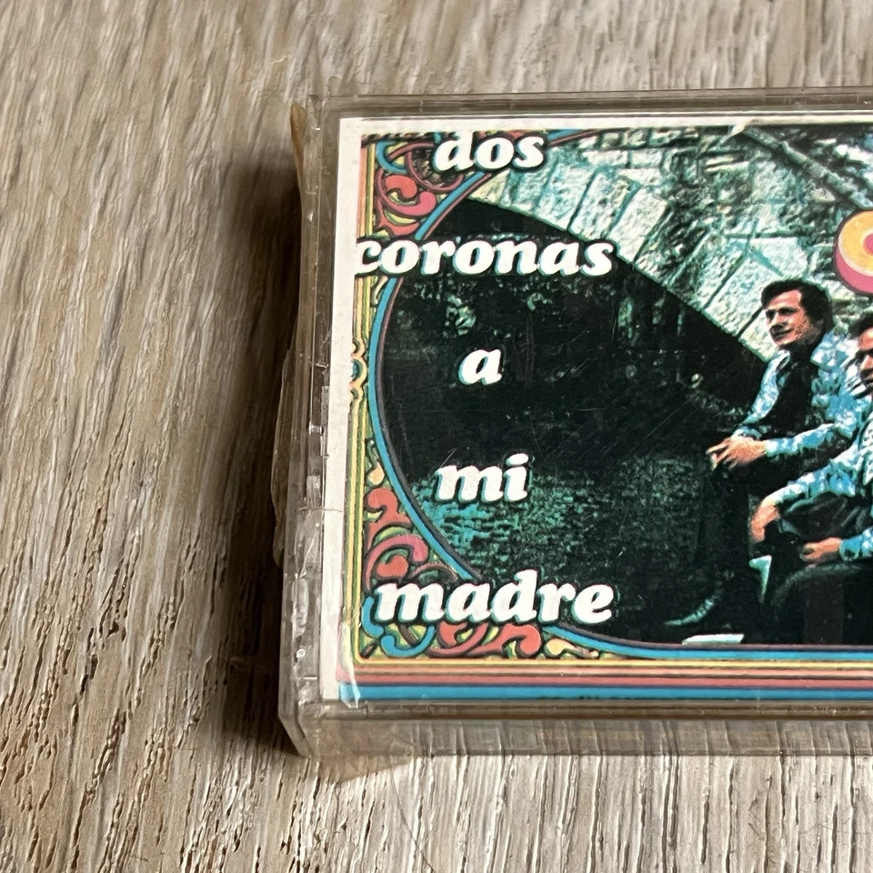CASSETTE TAPE LOS CADETES DE LINARES.- Dos Coronas A Mi Madres - Image 3 of 4