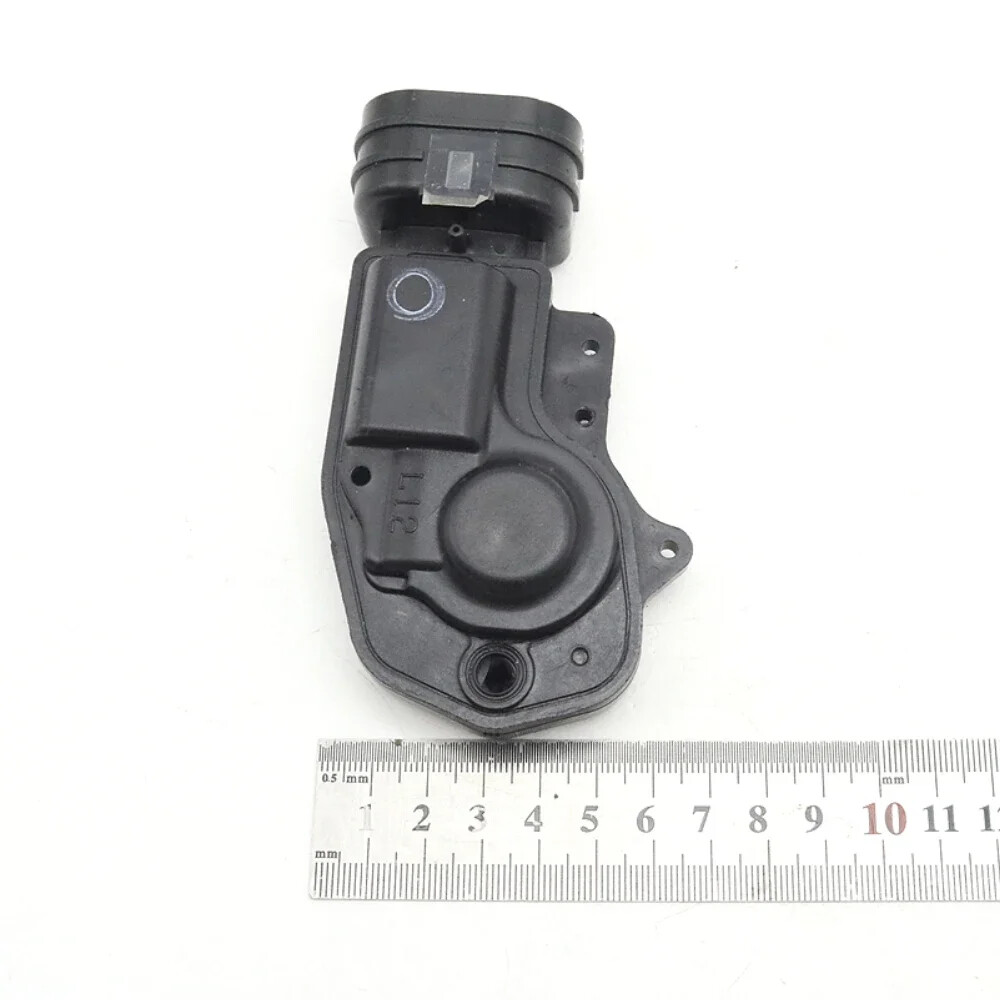 Left Door Lock Motor Control Actuator Latch For Toyota Land