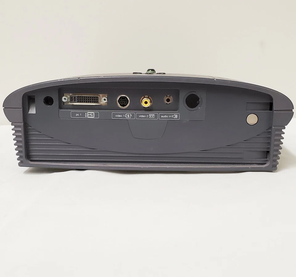 BOXLIGHT CD-600m DLP Projector Defective Not Working - Image 3 of 4