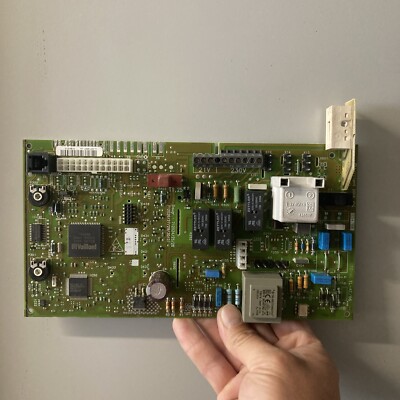 Vaillant Turbomax Plus 824E & 828E Leiterplatte 130806