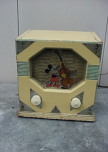 Antique 1931 Emerson Mickey Mouse Tube Radio ALL ORIGINAL