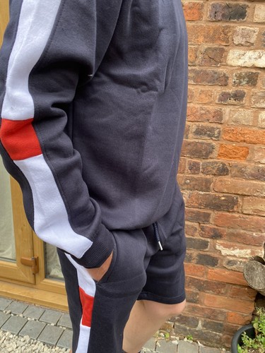 Conjunto de sudadera y pantalones cortos para hombre talla pequeña, azul marino PVP £45 conjunto Boohoo para hombre - Imagen 4 de 12