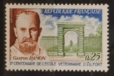 1967 FRANCE TIMBRE Y & T N° 1527 Neuf * * SANS CHARNIERE (MNH)