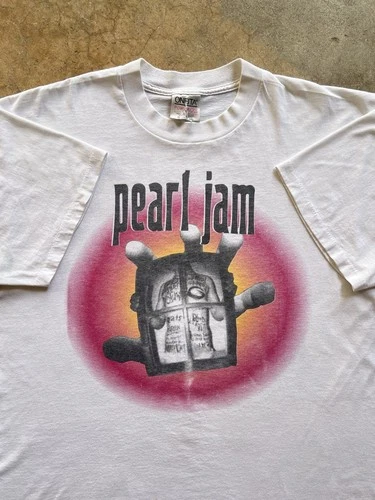 -94 Oneita Pearl Jam Vs. Concert Tour Tshirt Siz 1990s vintage concert t-shirt, vintage, size XL, single stitch, B+ condition