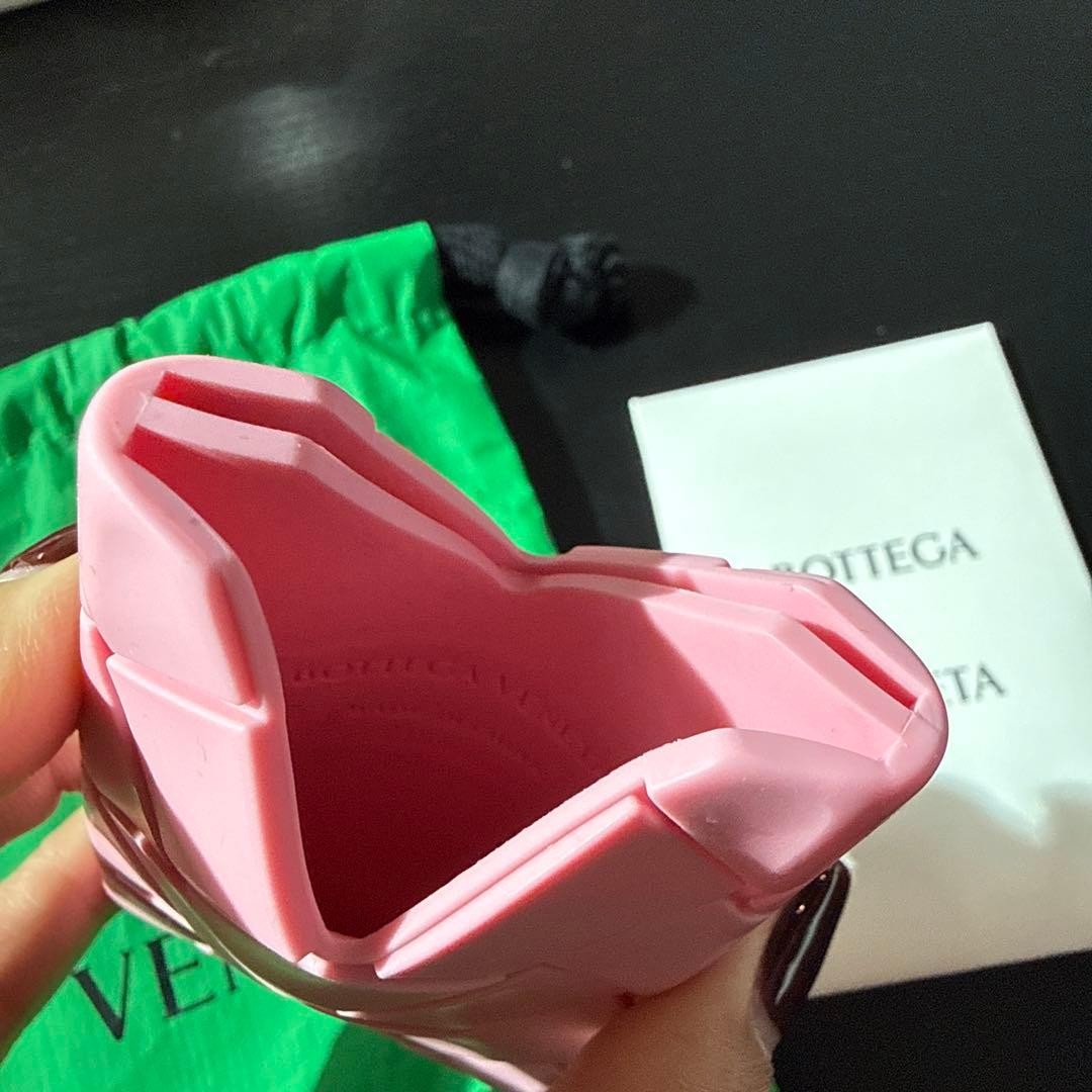 Bottega Veneta Silicone Card Case Pink thumbnail 9