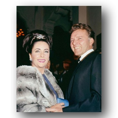 Elizabeth Taylor Richard Burton Photo 8x10 The Spy Who Came In From The Cold 196