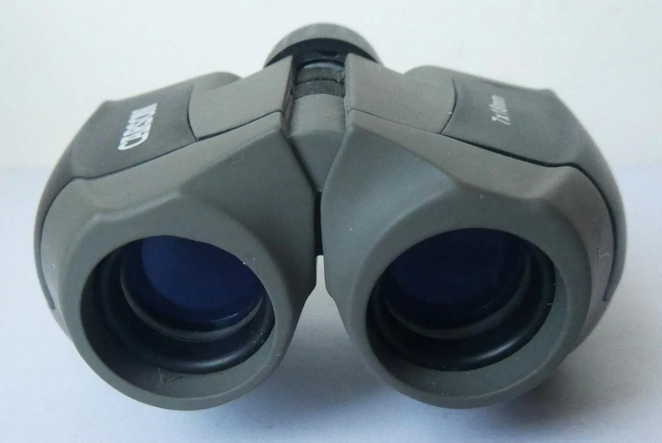 Carson Optical MiniScout 7x18 Compact Birding-Sporting-Concert Mini Binoculars - Image 3 of 4