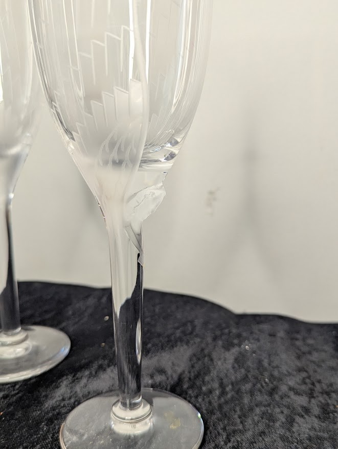 Lalique Angel Champagne Flutes Pair "Ange de Reims" (Angel Wings) #13645