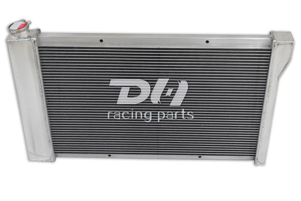 Radiador de aluminio para camioneta Chevrolet 1967-1972 GMC C/K C10/20/30 K10/20 Foto 3 de 4