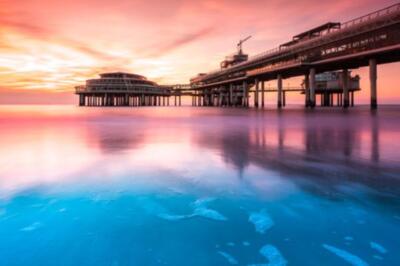 Wandbild: Scheveningen Pier bei Sonnenuntergang, in Den Haag, Niederlande [...]