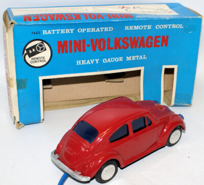 Vintage Battery Op Remote Control Tin VW VOLKSWAGEN Beetle