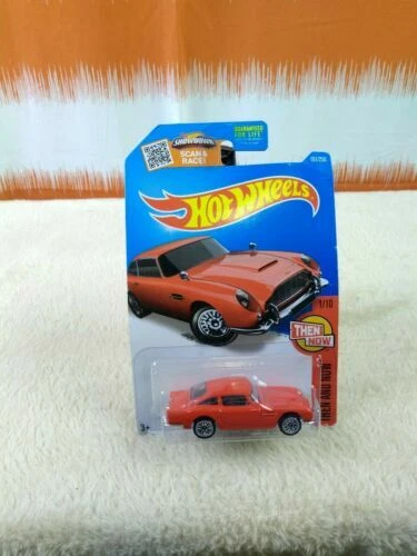 Coches, camionetas y furgonetas diecast Aston Martin errores Hot Wheels Hot Wheels