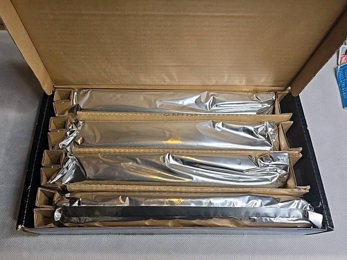 Lexmark C734X44G Fotoleiter, 4er-Pack Neu Originalkarton versiegelt Aluminiumtasche - Bild 3 von 3