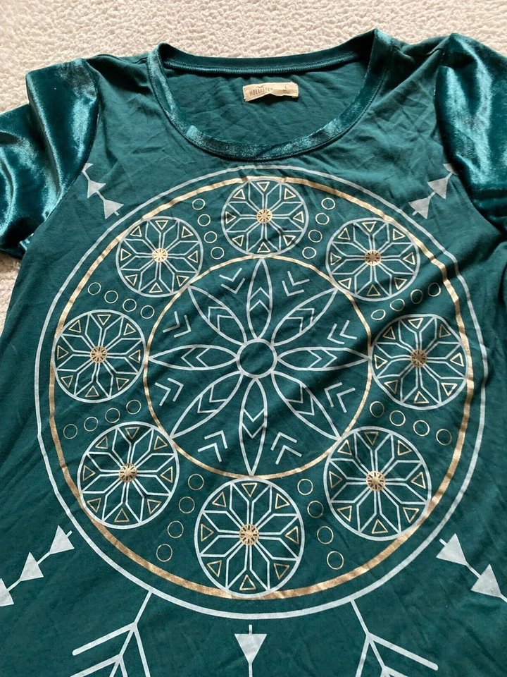 Camiseta Hollister Mujer Geométrica Manga Corta Terciopelo Verde Talla L Foto 4 de 4