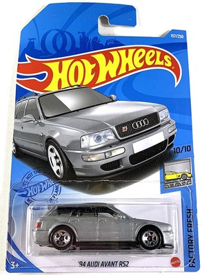 Hot Wheels 2021 '94 Audi Avant RS2 Silver Factory Fresh 10/10 157/250