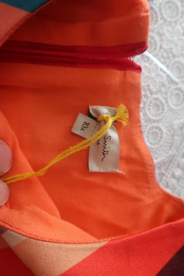 Vestido de tafetán a rayas múltiples Paul Smith para niñas talla 10 nuevo con etiquetas Foto 3 de 4