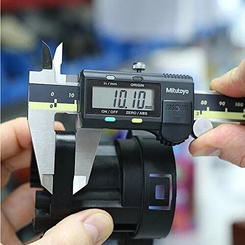 Mitutoyo Japan 500-196-30 150mm/0-6" Absolute Digital Digimatic Vernier Caliper