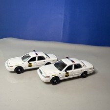 Greenlight 1:64 Ford Crown Victoria US Secret Service Police Set Of 2