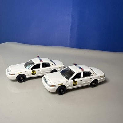 Greenlight 1:64 Ford Crown Victoria US Secret Service Police Set Of 2