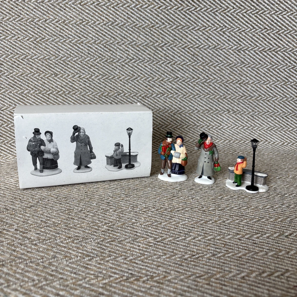 Department 56 Heritage Village Collectible Villages & Houses for