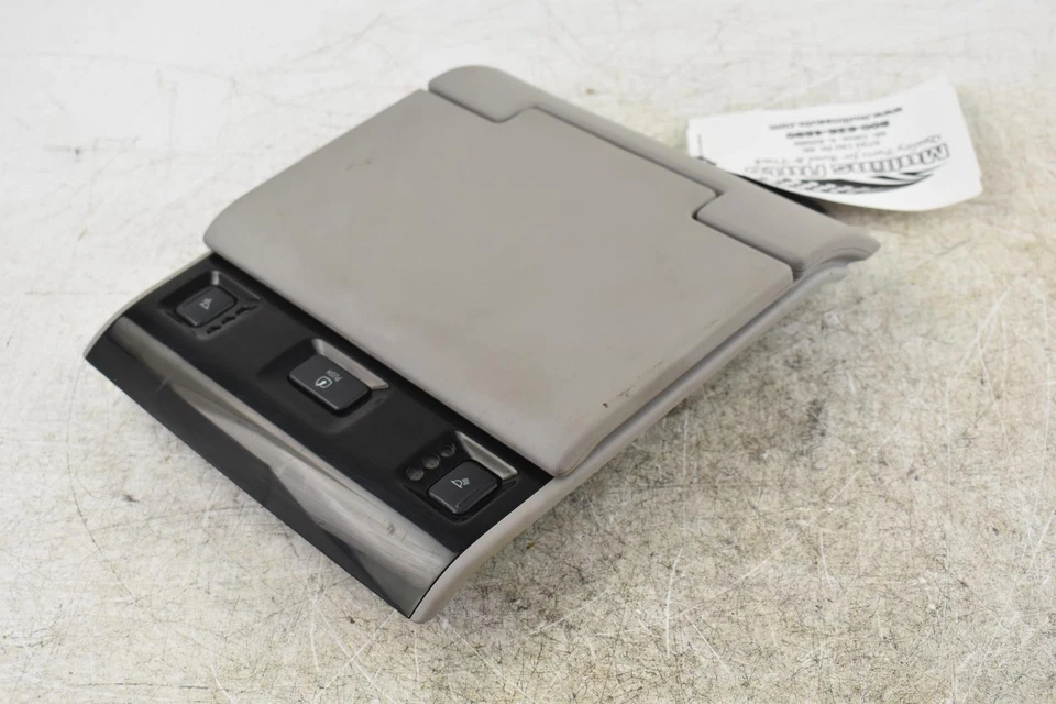 Pantalla de infoentretenimiento usada se adapta a: Chevrolet Tahoe 2015 pantalla de visualización entretenimiento Foto 3 de 4