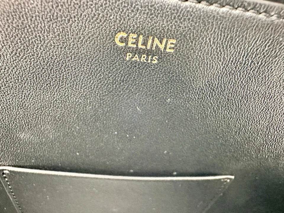 Celine Triomphe, Foto 2 von 5