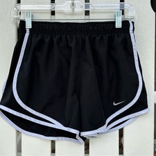 NIKE dri-fit athletic shorts with bikini lining - size Medium