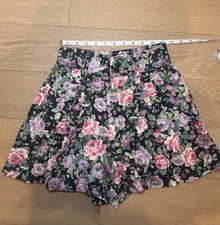 Vintage 1980s-1990s Made In The Shade Women s Floral Shorts Size 7