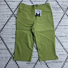 Antthony Women  s Green Crop Pants Sz: M NWT