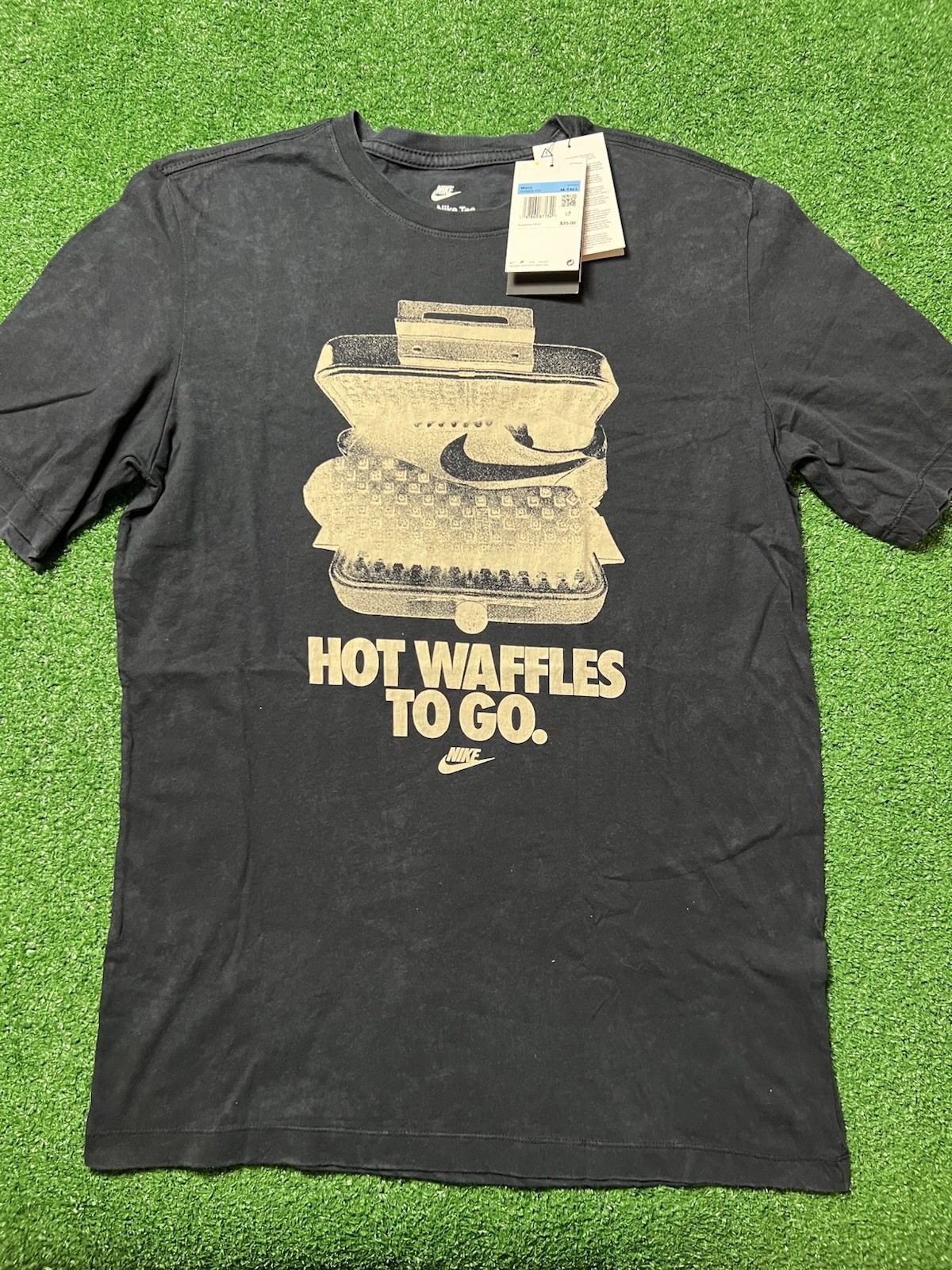 NIKE Hot Waffles To Go BLACK S/S T-SHIRT SZ: Medium Tall NWT HV9803-010